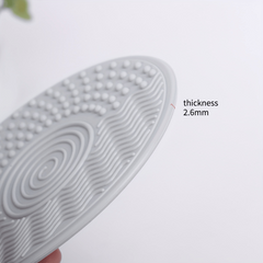 Silicone Makeup Brush Cleaner Pad Portable Clean Brushes Instantly Gray