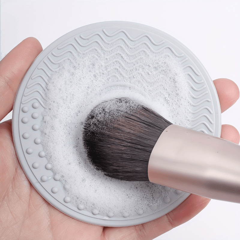 Silicone Makeup Brush Cleaner Pad Portable Clean Brushes Instantly Gray