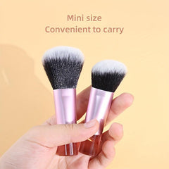 Travel-sized Makeup Brush for Blush Bronzer & Powder - Vegan