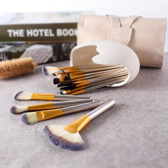 24Pcs Makeup Brushes Set With 2Pcs Powder Puff Or Sponge For Cosmetics