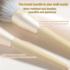 Fluffy Powder Face Brush for Contouring & Defining - Vegan & Cruelty-Free