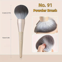 Fluffy Powder Face Brush for Contouring & Defining - Vegan & Cruelty-Free
