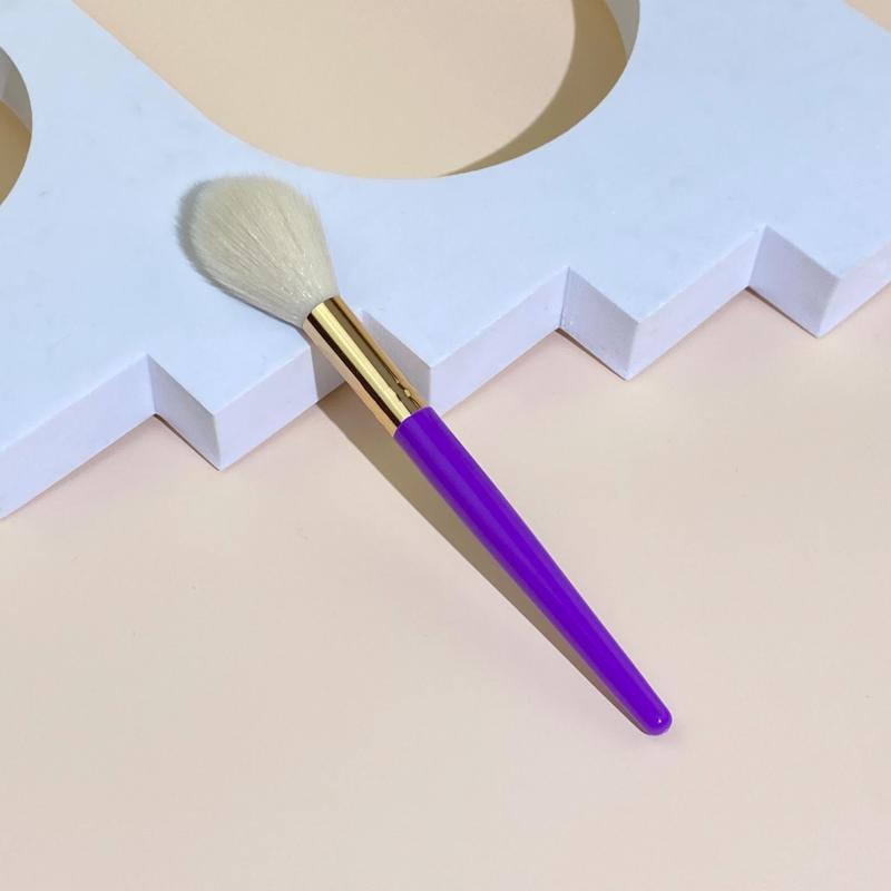 Wooden Handle Blush Brush Flame Highlight Brush Single Makeup Brush