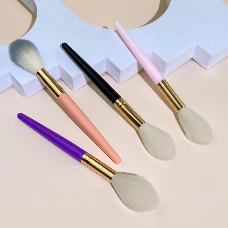 Wooden Handle Blush Brush Flame Highlight Brush Single Makeup Brush