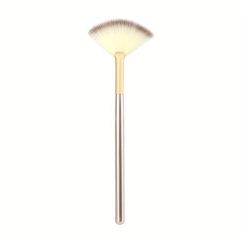 Fan Shaped Highlight Brush Soft Blush Bronzer Cheekbones Brush