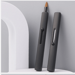 Retractable Lip Makeup Brush with Protect Cap