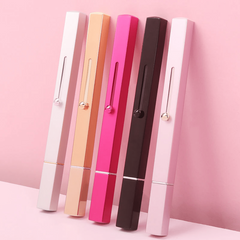 Retractable Lip Makeup Brush with Protect Cap