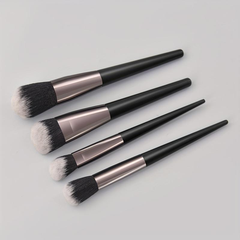 4pcs Wooden Handle Makeup Brush Set for Daily & Travel
