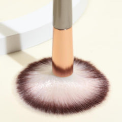 Champagne Thin Handle Loose Powder Brush