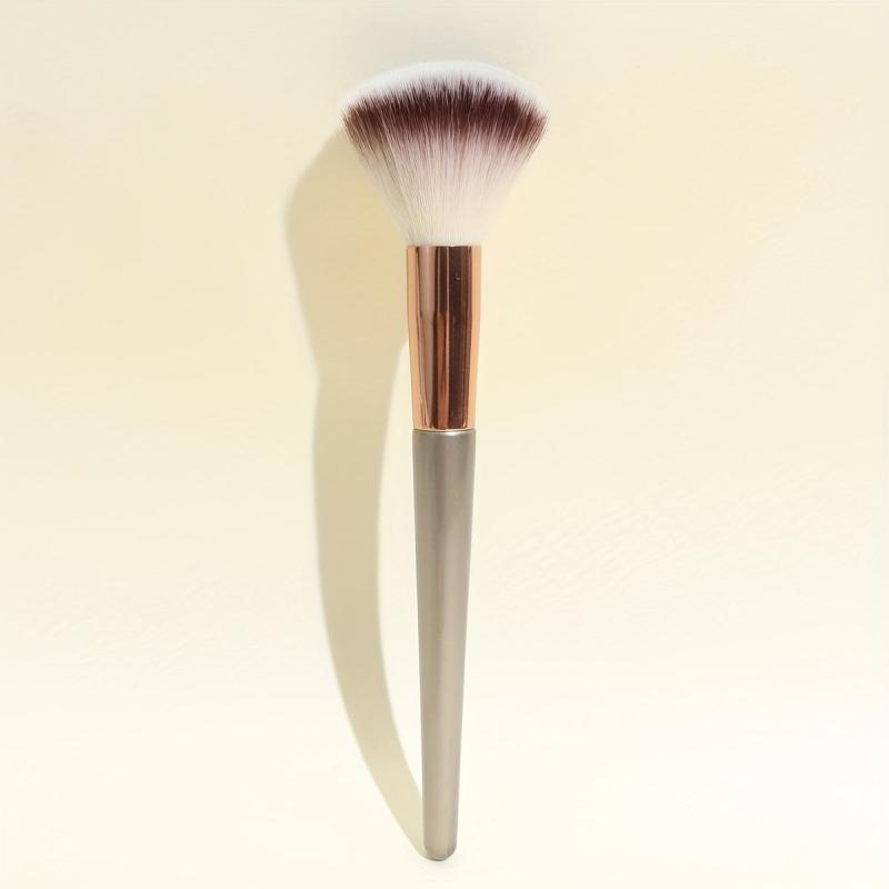 Champagne Thin Handle Loose Powder Brush