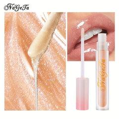 Moisturizing Lip Plumper Balm for Fullness & Elasticity