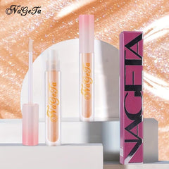Moisturizing Lip Plumper Balm for Fullness & Elasticity