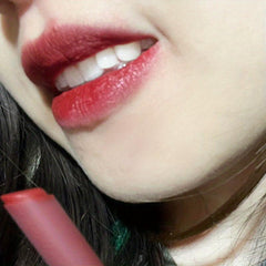 Pigmented Red Velvet Matte Lipstick