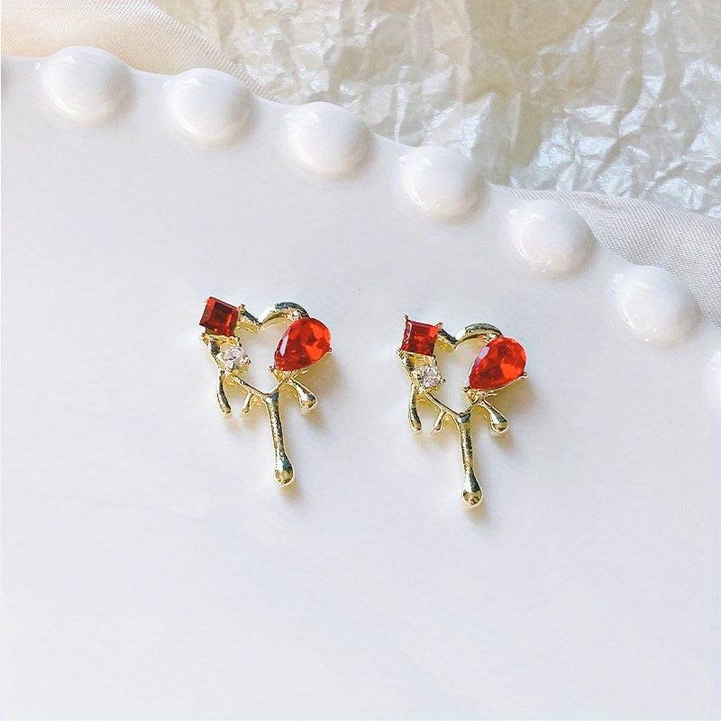 5pcs Hollow Silver Melting Heart Stud Nail Art Stickers For Women