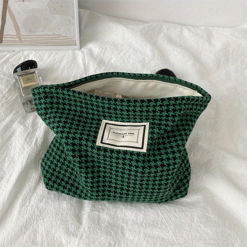 Stylish Houndstooth Makeup Bag for Women - Travel and Toiletry Organizer