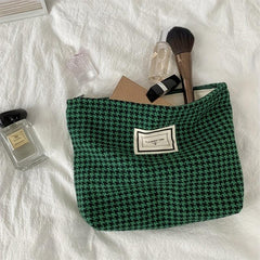 Stylish Houndstooth Makeup Bag for Women - Travel and Toiletry Organizer