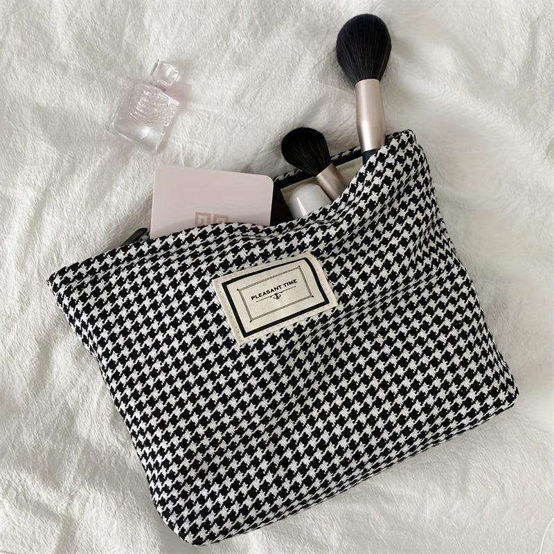 Stylish Houndstooth Makeup Bag for Women - Travel and Toiletry Organizer