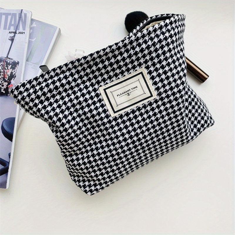 Stylish Houndstooth Makeup Bag for Women - Travel and Toiletry Organizer