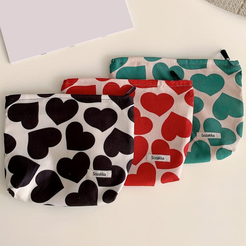 Love Heart Makeup Pouch Zipper Toiletry Bag - Perfect Gift for Beauty