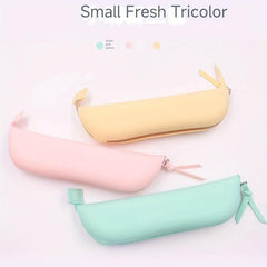 Silicone Travel Makeup Brush Holder with Zipper Closure