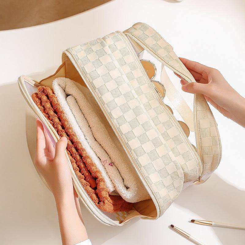 Checkered Pattern Toiletry Travel Bag with Dry & Wet Separation