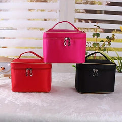 Travel Storage Makeup Bag Large Capacity Cosmetic Organizer Lightweight Handbag