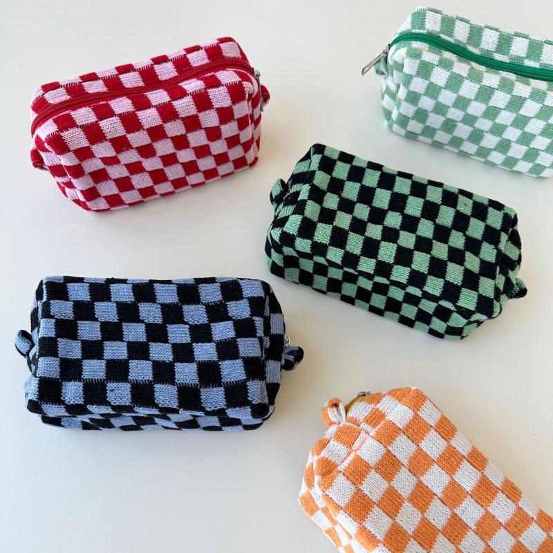 Large Capacity Plaid Makeup Bag Beauty Organizer Pouch Bag