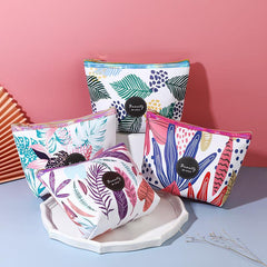 Leaf Pattern Toiletry Travel Bag PU Waterproof Zipper Makeup Pouch