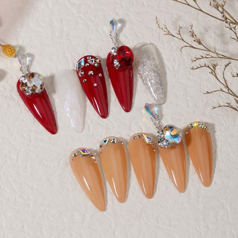 Nail Art Decoration Kit with Rhinestone and Alloy for Manicures