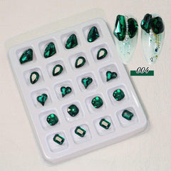 20 Grids Heart Rhinestone Nail Art Jewelry Crystal Glass Accessories