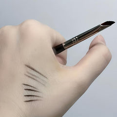 Soft Eyeliner Brush with Oblique Angle