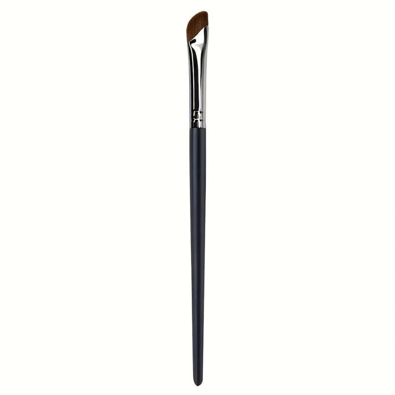 Soft Eyeliner Brush with Oblique Angle