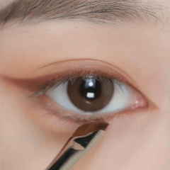 Soft Eyeliner Brush with Oblique Angle