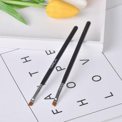 Flat Angled Eyebrow and Liner Brush for Precision Makeup