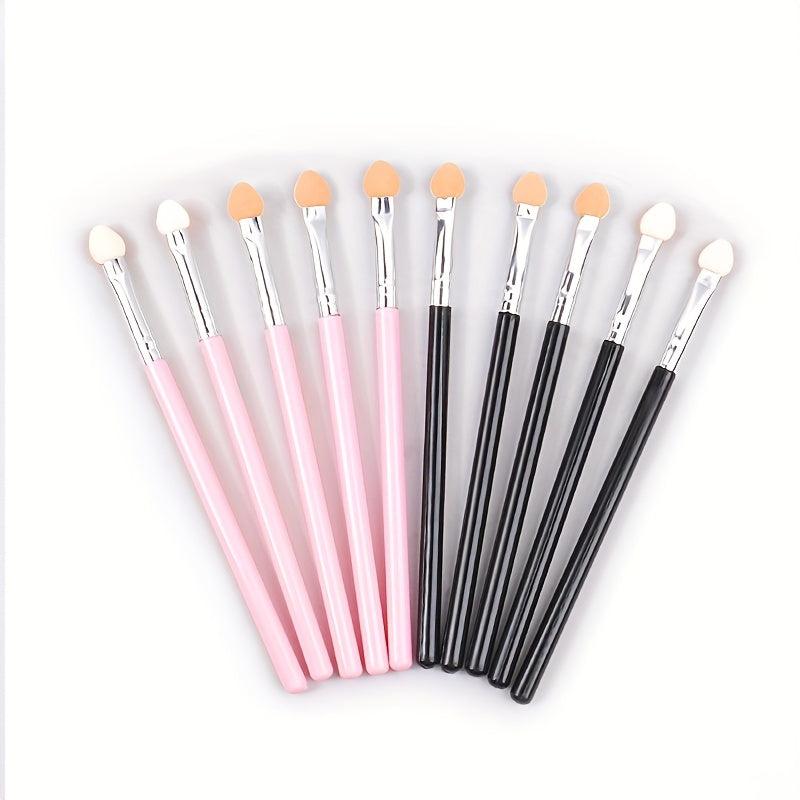 Eyeshadow Sponge Applicator & Oval Tipped Eyeliner Brush