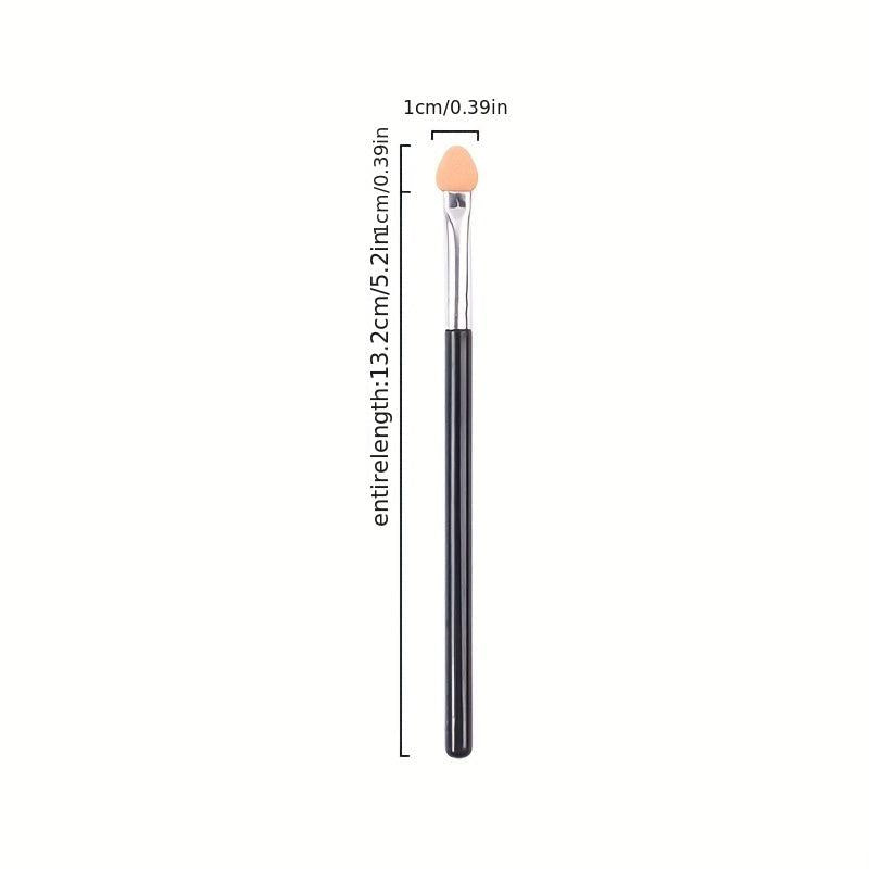 Eyeshadow Sponge Applicator & Oval Tipped Eyeliner Brush
