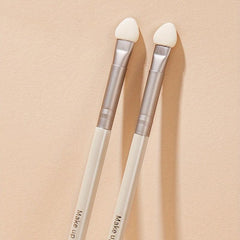 Portable Sponge Eyeshadow Brush Set for Smudge Eye Makeup