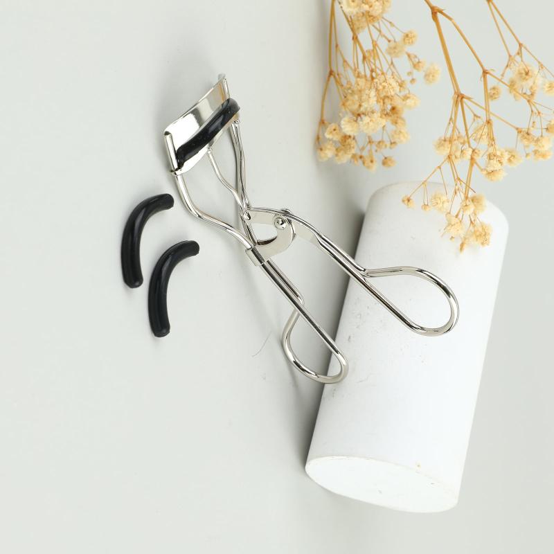 Carbon Steel Eyelash Curler With Refill Pads - Curled Eyelashes
