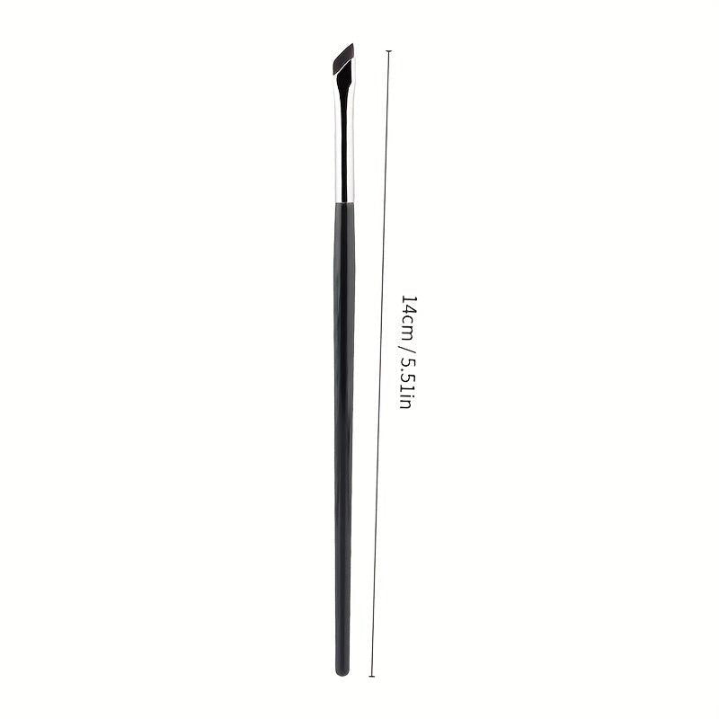 Diagonal Blade Eyeliner Brush Sickle Flat Eye Face Down To The Silkworm Eye