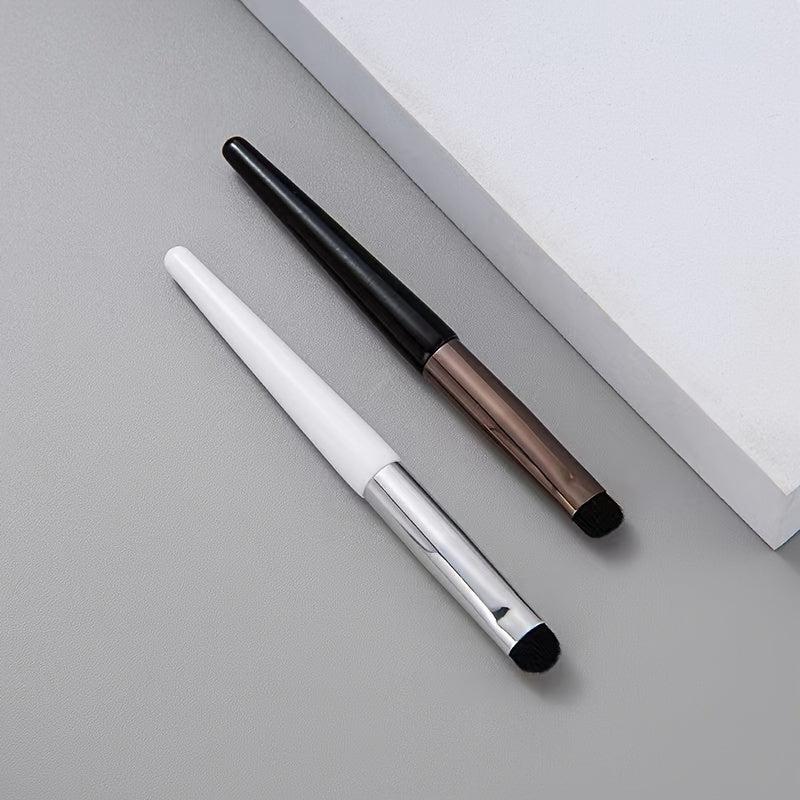 Professional Lip Makeup Brush with Cap