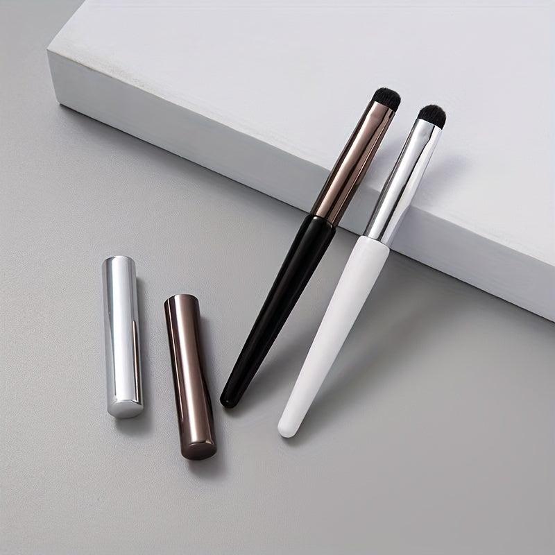 Professional Lip Makeup Brush with Cap