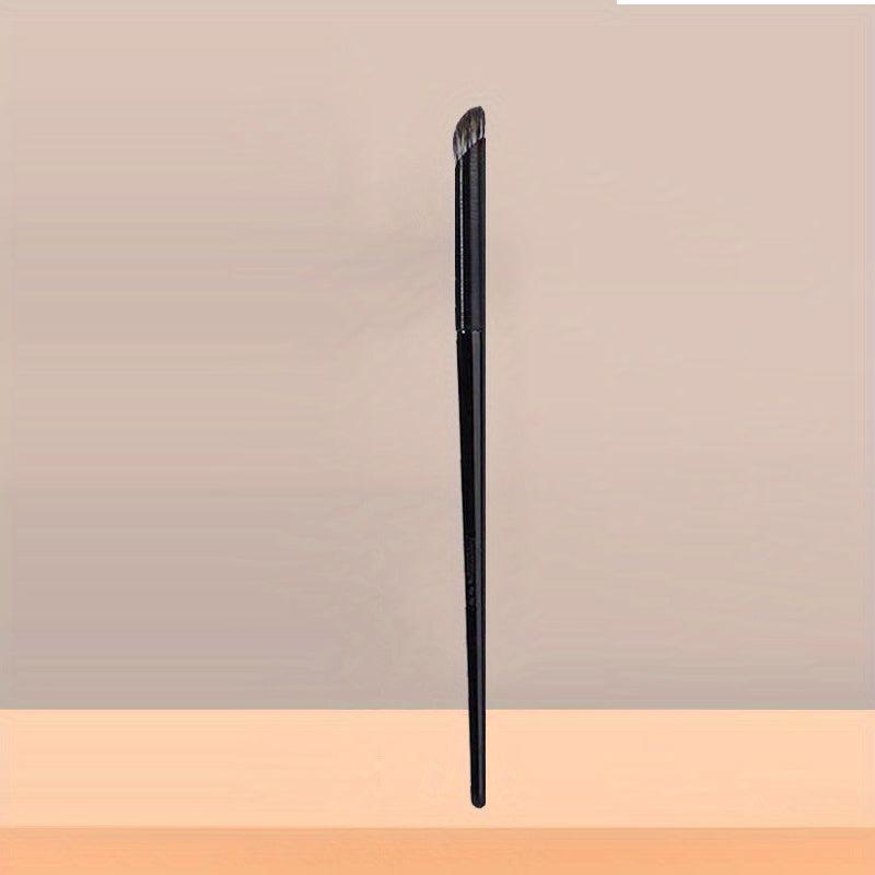 Precision Eyeshadow Brush for Professional Eye Makeup