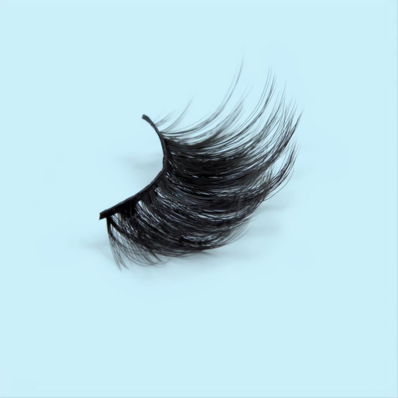 Christmas False Eyelashes Wispy Long Crisscross Style Fluffy Lashes