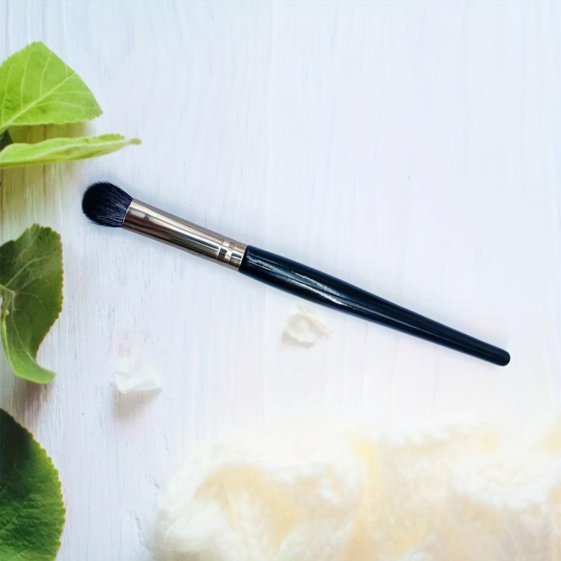 Professional Eyeshadow Brush for Eye Makeup Artist