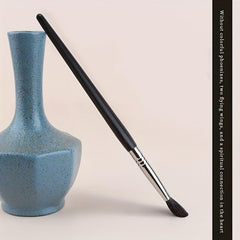 Professional Eyeshadow Brush for Blending Eye Makeup