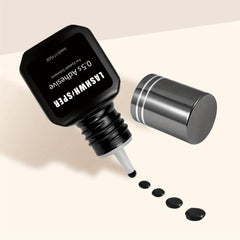Fast Drying Eyelash Extension Glue 5ml Strong Hold Adhesive Retention 5-7 Weeks
