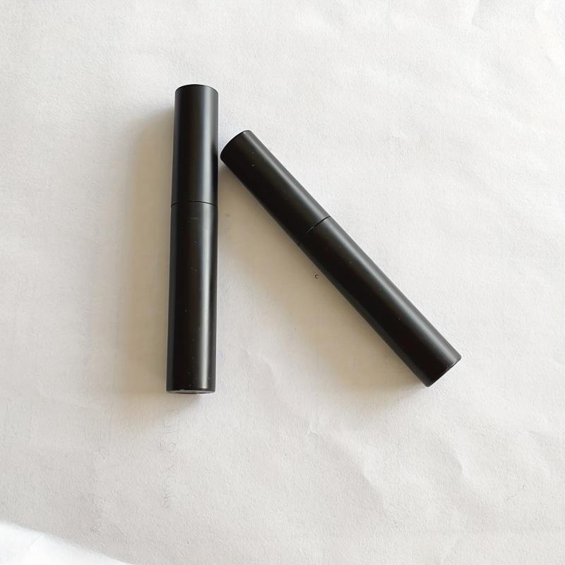 Gentle Eyelash Glue Remover For Cluster Lashes