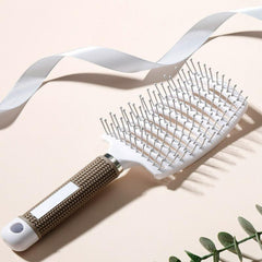 Curved Vented Detangler Brush for Wet and Dry Hair