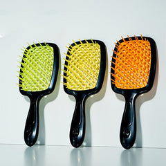Salon Wide-Tooth Air Cushion Comb for Scalp Massage and Hair Care