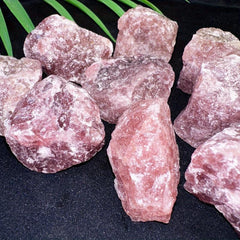 Natural Strawberry Crystal Rough Stone Chakra Balancing Diffuser Stone